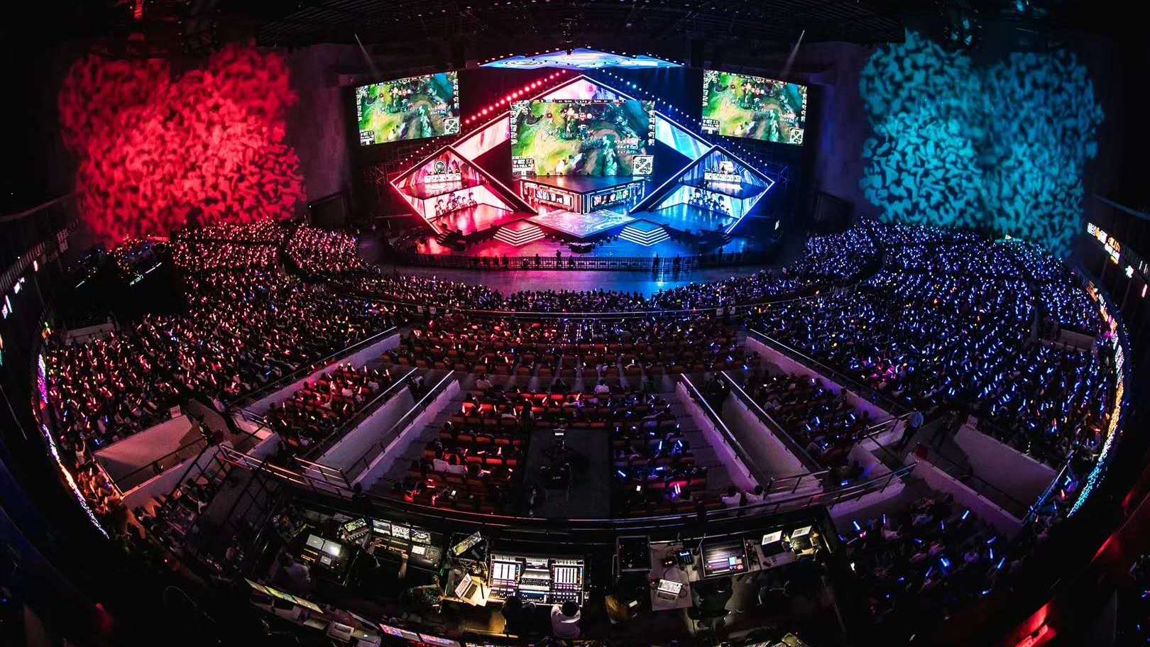 Scout半血回城引姿态直播惊呼！AL击败JDG背后，Peyz赛后反思揭秘英雄联盟赛事